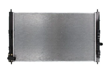 Радiатор NISSENS 636032