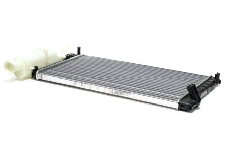 Радіатор охолодження PEUGEOT 405 (87-) 1.6-1.9 NISSENS 63613