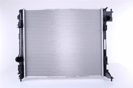 Радіатор охолоджування RENAULT KADJAR (15-) 1.5 DCI|NISSAN QASHQAI (J11) (13-) 1.5 DCI|NISSAN QASHQAI (NISSENS 637665