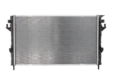 Радiатор NISSENS 637666