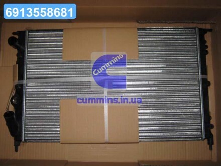 Радіатор охолодження RENAULT R 19 (88-) NISSENS 63925