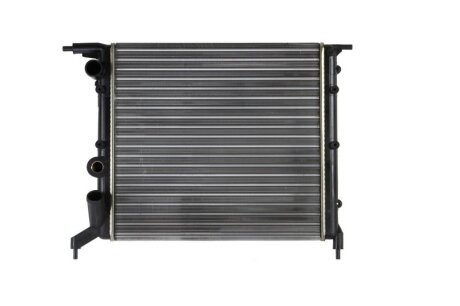Радіатор охолоджування RENAULT R19 GTS-TSE-RNRT 88- -ua NISSENS 639271