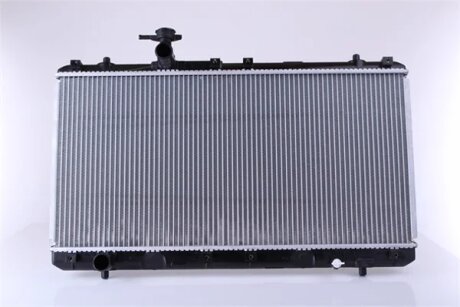 Радіатор охолоджування SUZUKI LIANA 1,3-1,6 -ua NISSENS 64167A
