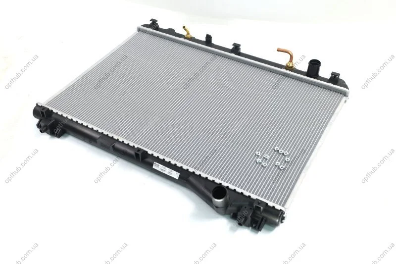 Радіатор охолодження двигуна SUZUKI Grand Vitara II (JT) (вир-во Nissens) NISSENS 64199 (фото 1)