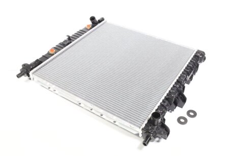 Радіатор охолодження двигуна Actyon, Kyron NISSENS 64326