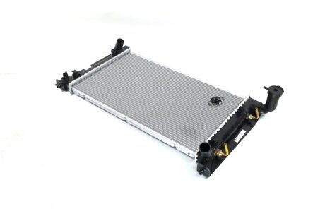 Радіатор охолодження TOYOTA COROLLA (E12#, E13#) (01-) NISSENS 64648A