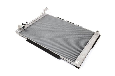 Радіатор охолодження LEXUS RXII 330 NISSENS 64660