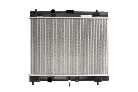 Радiатор NISSENS 64671A