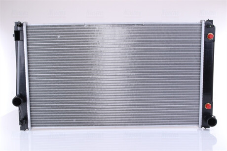 Радіатор охолоджування TOYOTA RAV-4 2.4 AUT 05- -ua NISSENS 646843
