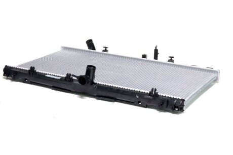 Радіатор охолоджування TOYOTA CAMRY (11-) 2.5 I 16V (+) -ua NISSENS 646869