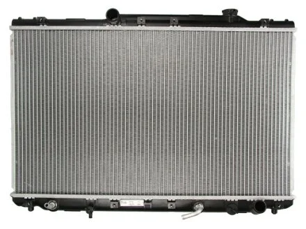 Радиатор охлаждения TOYOTA CAMRY (XV1) (91-) 2.2 i 16V (пр-во Nissens) NISSENS 647681