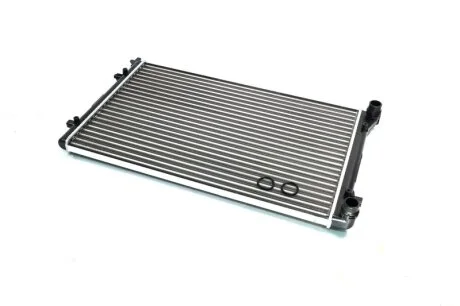 Радиатор охлождения AUDI; SEAT; Volkswagen; SKODA (пр-во Nissens) NISSENS 65277