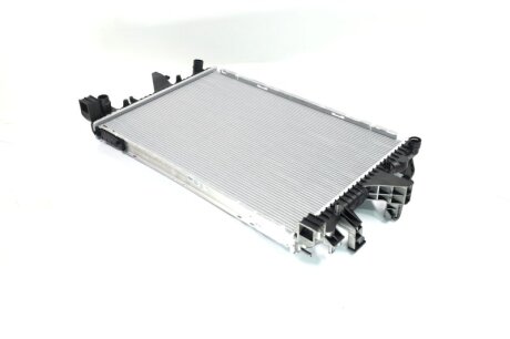 Радіатор охолодження VW TRANSPORTER T5 (03-) 2.5 TDi NISSENS 65283A