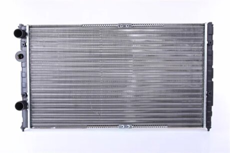 Радіатор охолоджування VW-POLO CLASSIC 99- -ua NISSENS 65290