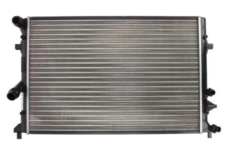 Радіатор охолоджування AUDI A3 (03-) 1.2 TFSI/ M/A /AC+/-(05/03-) OE 1K0.121.251 CJ+CL -ua NISSENS 65295