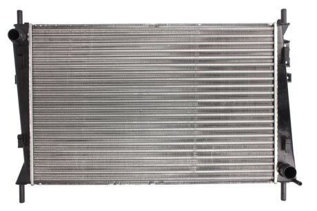 Радіатор охолоджування NISSENS 66704
