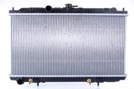 Радіатор охолоджування NISSAN PRIMERA P12 2.0 AUT.02- -ua NISSENS 67347A