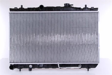 Радіатор охолоджування NISSENS 67468