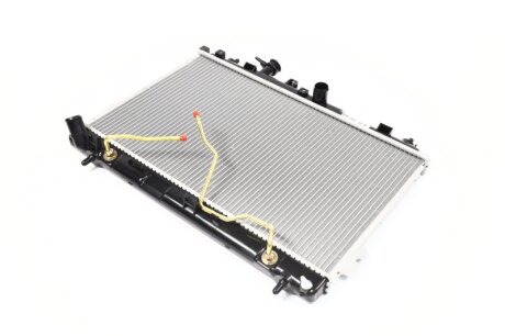 Радіатор охолодження HYUNDAI MATRIX (FC) (01-) AT NISSENS 67480