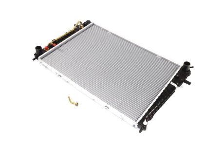 Радіатор охолодження HYUNDAI TUCSON (JM) (04-) 2.0 CRDi NISSENS 67486