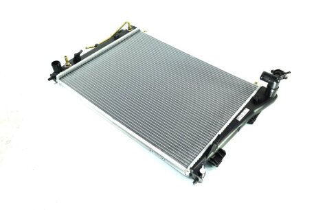 Радіатор охолодження KIA, HYUNDAI NISSENS 675012