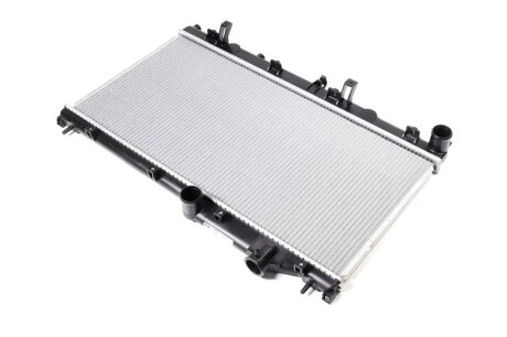 Радіатор охолодження SUBARU FORESTER (SJ) (12-) 2.0 i 16V NISSENS 67744
