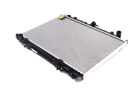 Радіатор охолоджування NISSAN X-TRAIL 2.2 D 01- NISSENS 68703A