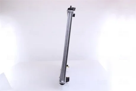 Радіатор NISSENS 68709A