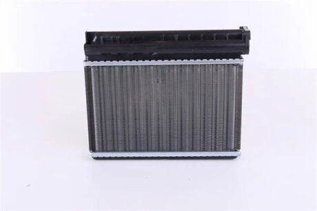 Радіатор пічки BMW E36 AC 90-98 -ua NISSENS 70512