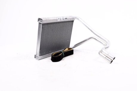 Радіатор обігрівача HYUNDAI TUCSON / KIA SPORTAGE II (KM) (04-) NISSENS 77642