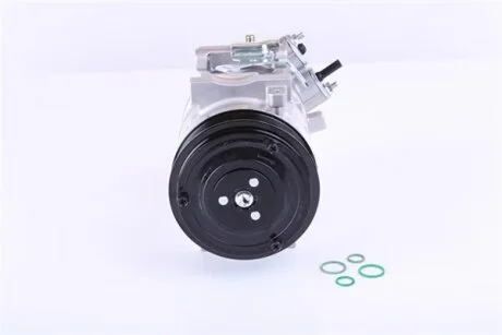 Компресор кондиціонера PEUGEOT 308 (13-) 1.2 VTI NISSENS 890324