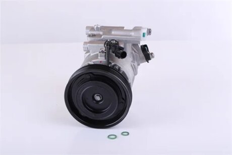 Компресор кондиціонера HYUNDAI I20 (PB) (09-) 1.4 CRDI|HYUNDAI I20 (PB) (09-) 1.6 CRDI -ua NISSENS 890684
