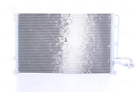 Радіатор кондиціонера NISSENS 940087