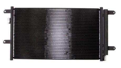 Конденсер кондиционера IVECO DAILY 06- NISSENS 940141