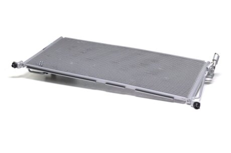 Конденсер кондиціонера MITSUBISHI LANCER (96-) 2.0 I 16V TURBO (+) NISSENS 940439