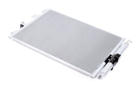 Радіатор кондиціонера FORD C-MAX/FOCUS NISSENS 940463