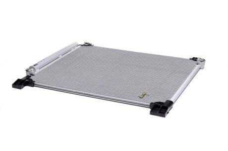 Конденсер кондиционера NISSENS 940799