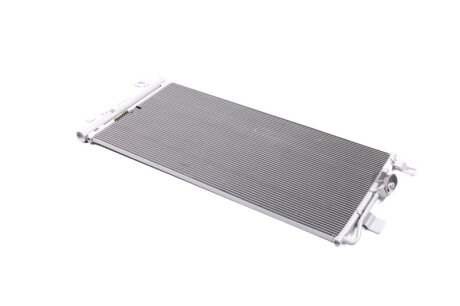 Конденсатор кондиціонера AUDI Q5 35 TDI Mild Hybrid (2019) NISSENS 940827