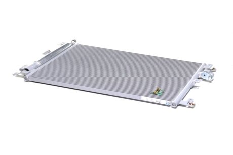 Конденсер кондиціонера VOLVO XC 90 I (02-) 2.5 T -ua NISSENS 940830