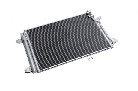 Конденсор кондиционера VW JETTA (2010) (выр-во) NISSENS 940907