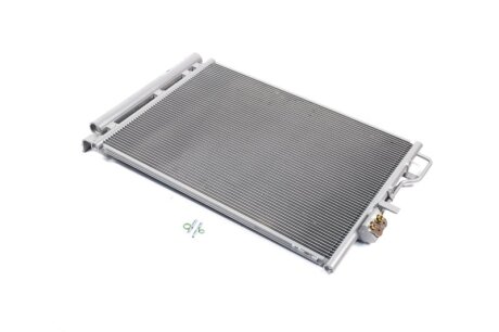 Конденсер кондиціонера HYUNDAI TUCSON (TL) (15-)/KIA SPORTAGE IV (15-) NISSENS 941072