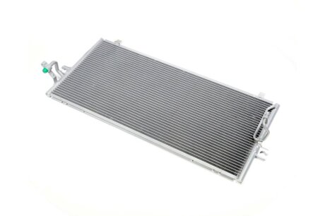 Конденсер кондиціонера NISSAN PRIMERA -ua NISSENS 94299