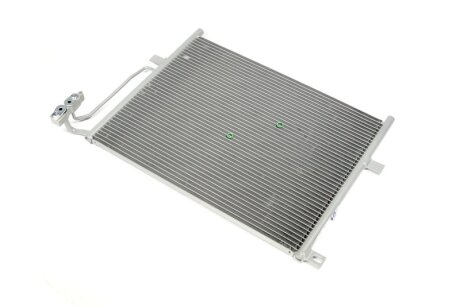 Конденсор кондиціонера BMW 3 E46/E83 98-05 NISSENS 94431