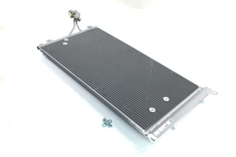 Конденсер кондиціонера VW-TOUAREG 2002- -ua NISSENS 94667