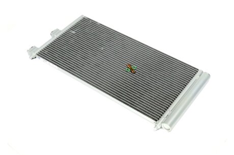 Радіатор кондиціонера FIAT DOBLO (119, 223) (01-) 1.9 JTD NISSENS 94727