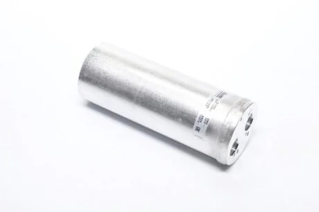 Осушувач кондиціонера AUDI;SEAT (вир-во Nissens) NISSENS 95352