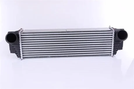 Радиатор наддува BMW 5 F10-F11-F18 (10-) 535 D|BMW 5 GT F07 (09-) 535 D|BMW 6 F06-F12-F13 (09-) 640D|BMW NISSENS 96100