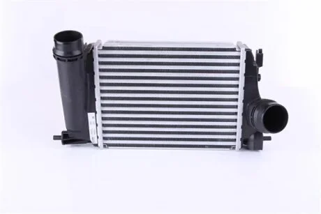Радіатор наддуву NISSAN QASHQAI (J11) (13-) 1.2 DIG-TURBO|RENAULT MEGANE IV (15-) 1.2 TCE|RENAULT SCENI -ua NISSENS 961118