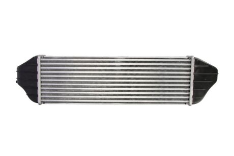 Радіатор наддуву BMW X3 E83 (04-) X3 3.0SD -ua NISSENS 96128