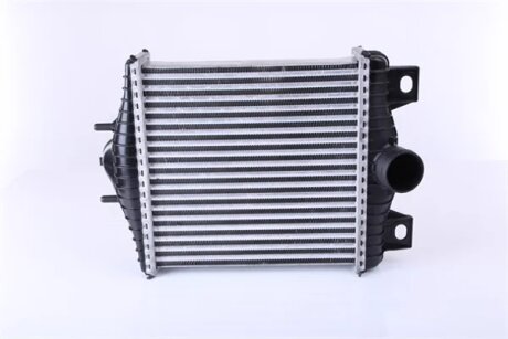 Радіатор наддуву RANGE ROVER IV (LG) (12-) 2.0 TURBO|RANGE ROVER IV (LG) (12-) 3.0 TD|RANGE ROVER IV (L -ua NISSENS 961427